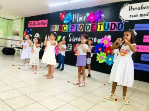 Comemoração de Dia das Mães - Pré-Escola IV e V!